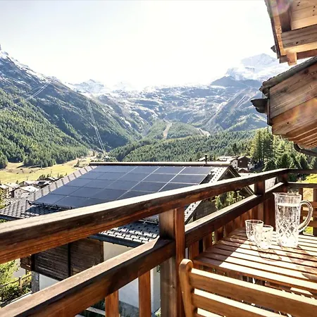 Traditionelles Fuer Erholsame Wintertage Chalet Saas-Fee