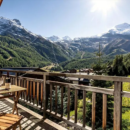 Traditionelles Fuer Erholsame Wintertage Chalet